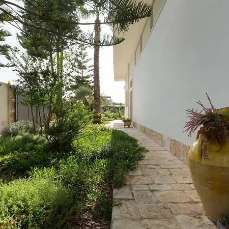 Bed & Breakfast Le Radici Del Salento Luxury